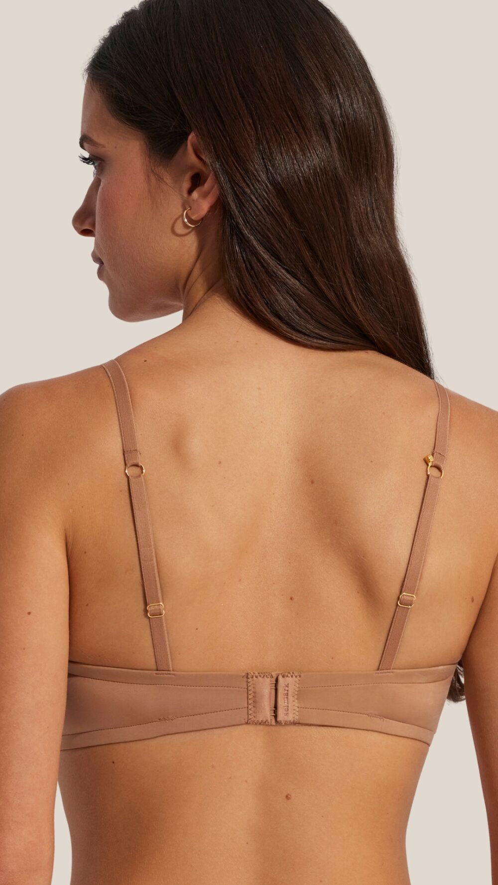brasier-sin-varillas-de-selmark-nude-trasero