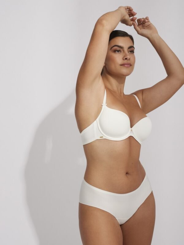 brasier-básico-envolvente-de-selmark-blanco